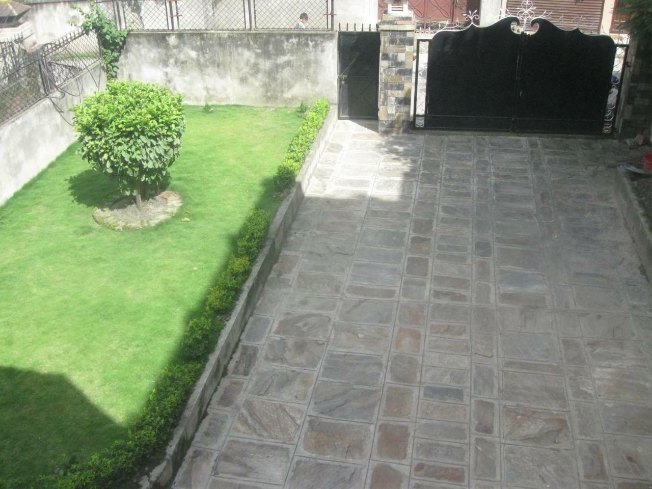 Travelers Home Catmandu Exterior foto